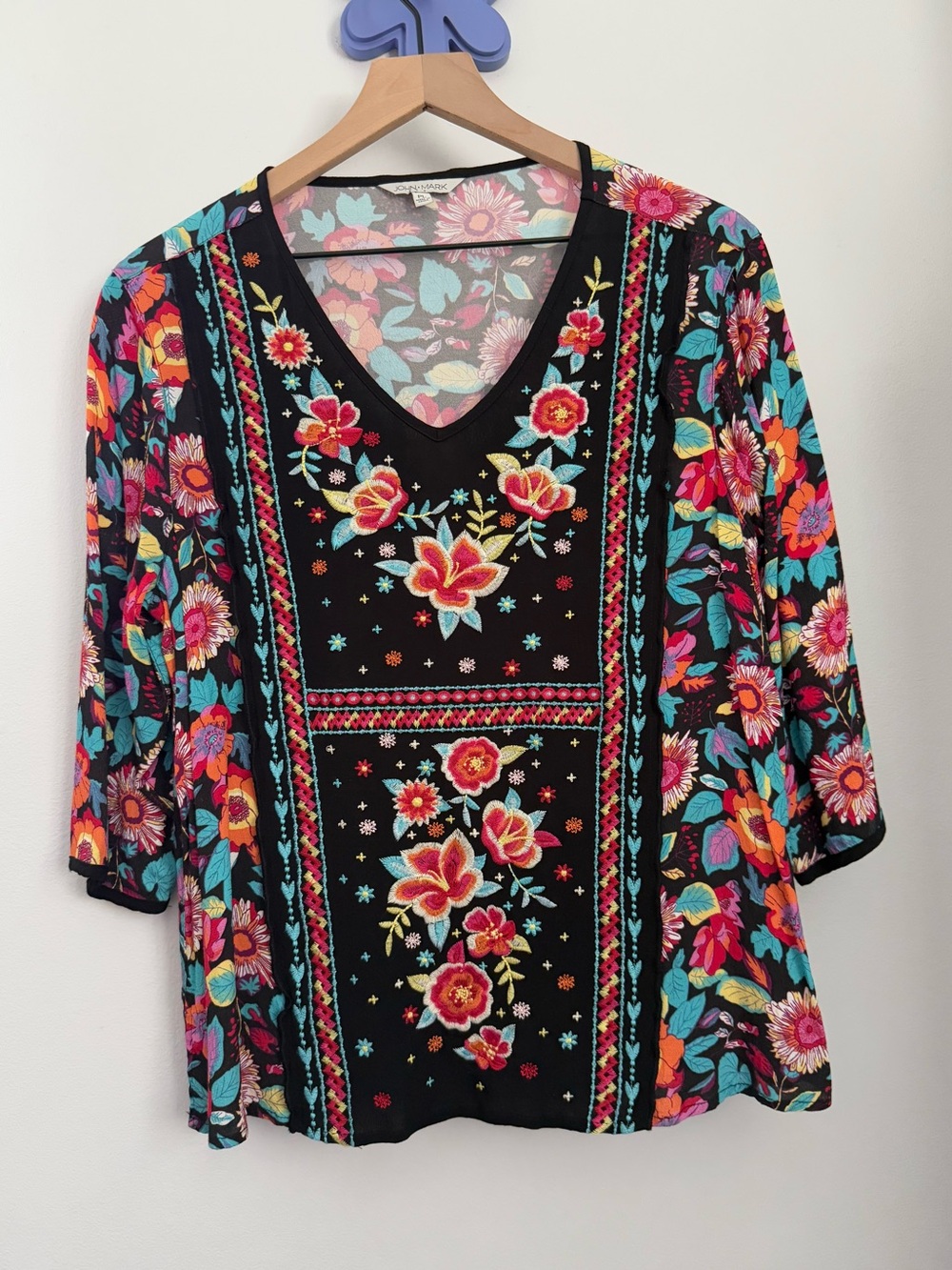 John Mark Petite Large V Neck Blouse Floral Embroidered Colorful Relaxed Black